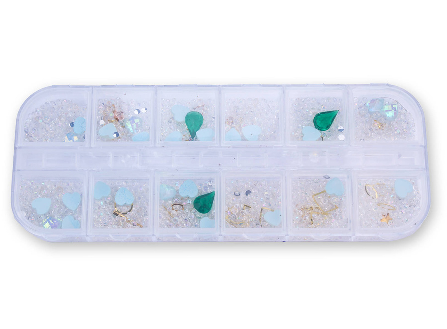 Zestaw ozdób do paznokci mix kryształki, serduszka, złote elementy - kasetka