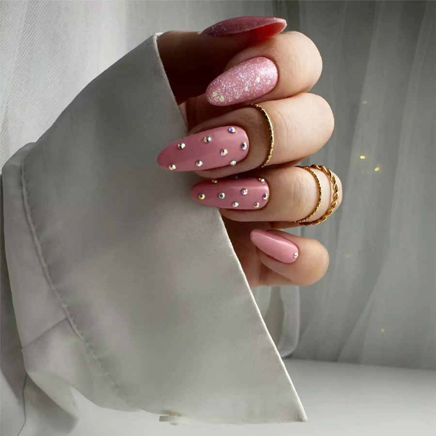 Lakier hybrydowy 7 ml - 27. Charlotte