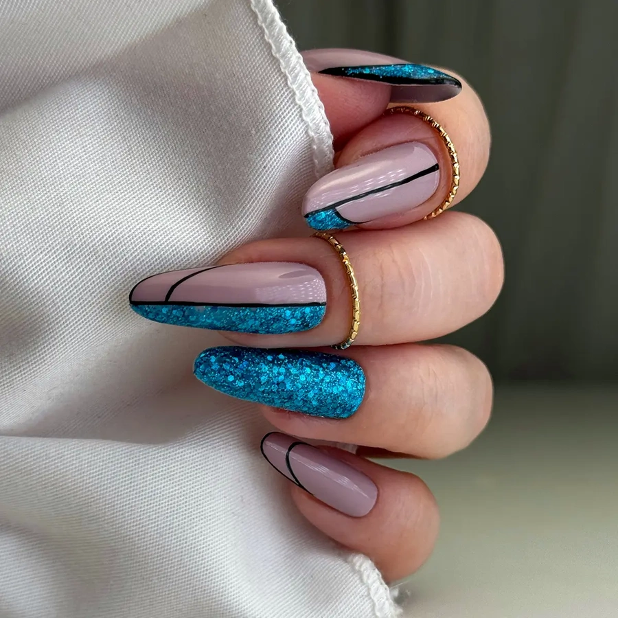 Lakier hybrydowy 7 ml - 83. Cornelia