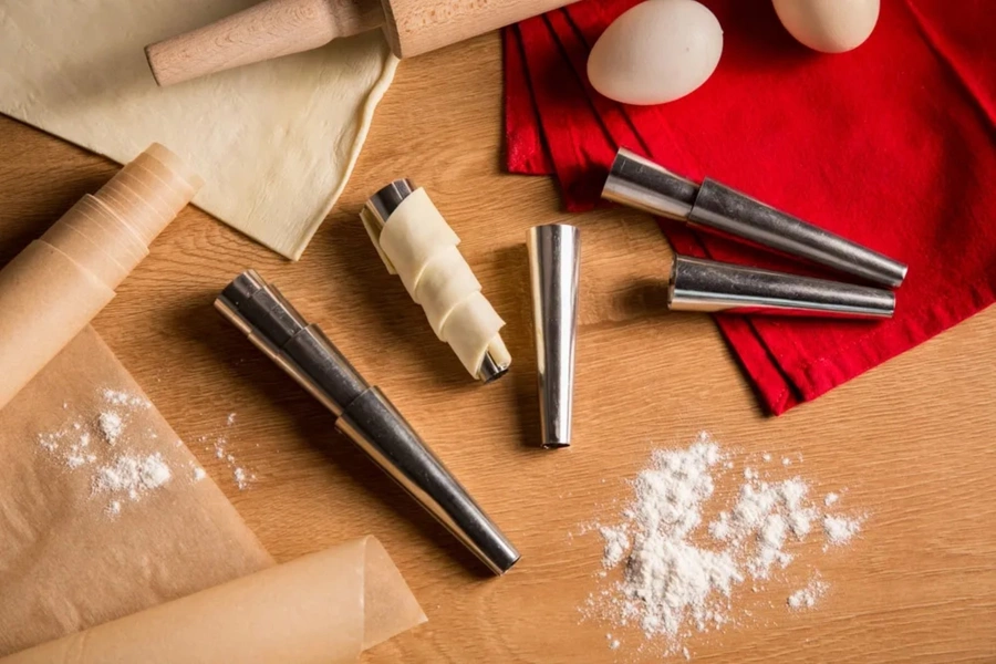 Foremki stożki do rurek z kremem 10 szt.