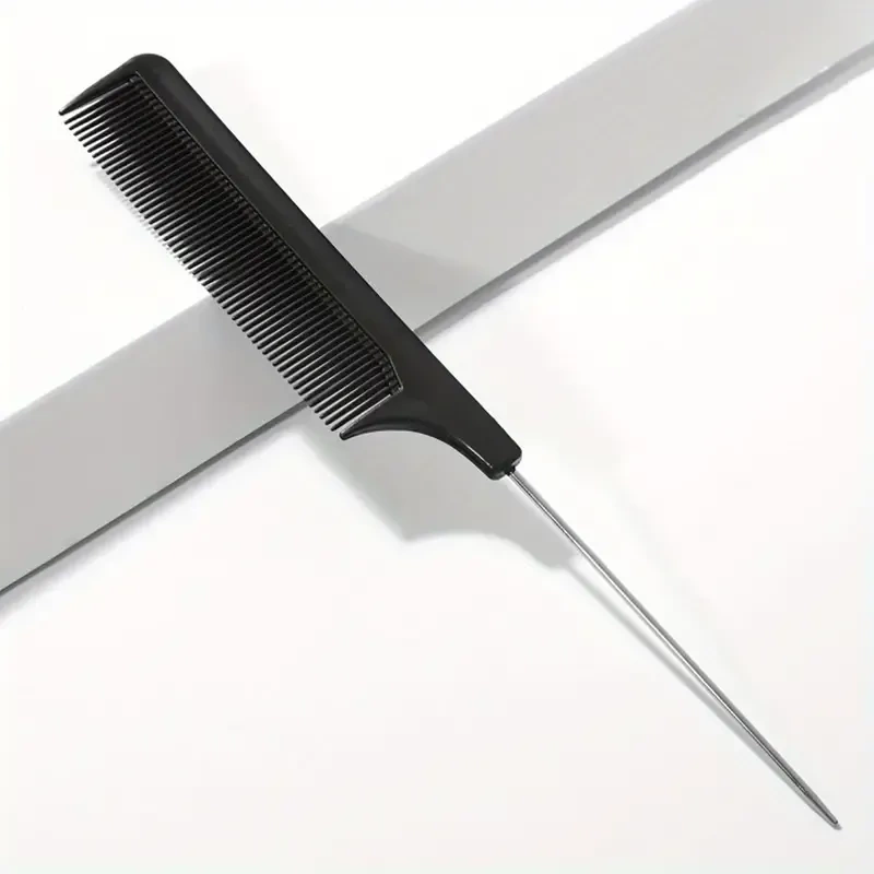 Grzebień ze szpikulcem do rozdzielania pasemek czarny