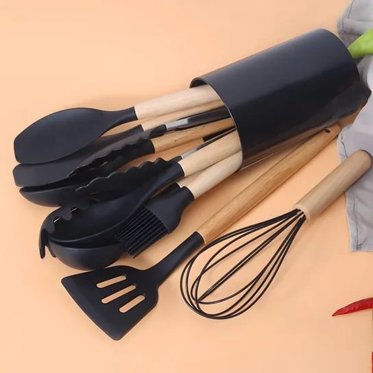 Zestaw przyborów kuchennych 12 elementów