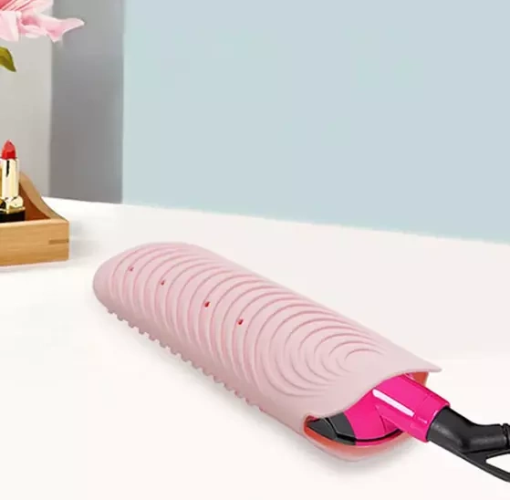 Silikonowy pokrowiec na prostownice - różowy