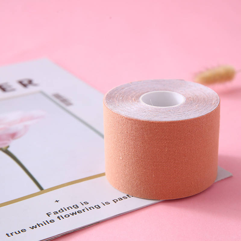 BOOB TAPE Taśmy modelujące biust cieliste nude