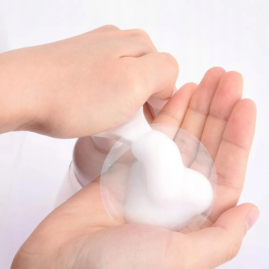 Spieniający dozownik do płynów biały