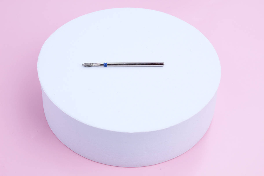 Frez diamentowy szpic średni