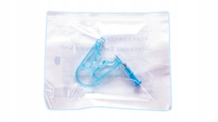 Pistolet do przekłuwania uszu + kolczyk